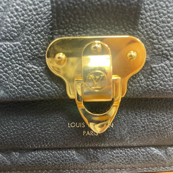 Louis Vuitton Vavin Chain Wallet - Picture 7 of 8